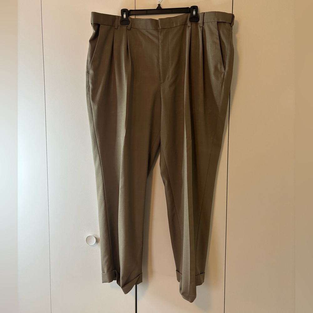 Van Heusen Men's Tan Dress Pants